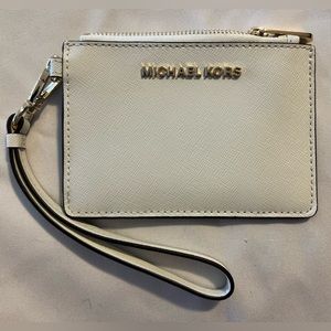 NWT Michael Kors White Wristlet